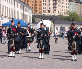 THISTLE PIPE BAND