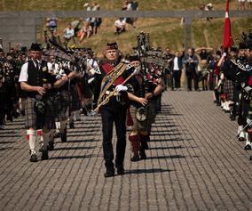 Drum Major Mikael Olofsson i täten